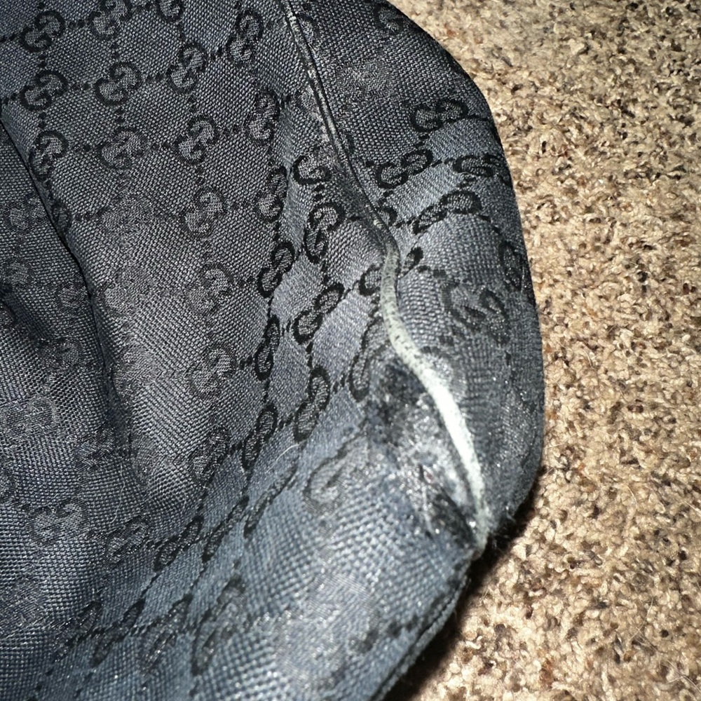 Authentic Vintage Largel Gucci hobo Bag - Picture 4 of 9